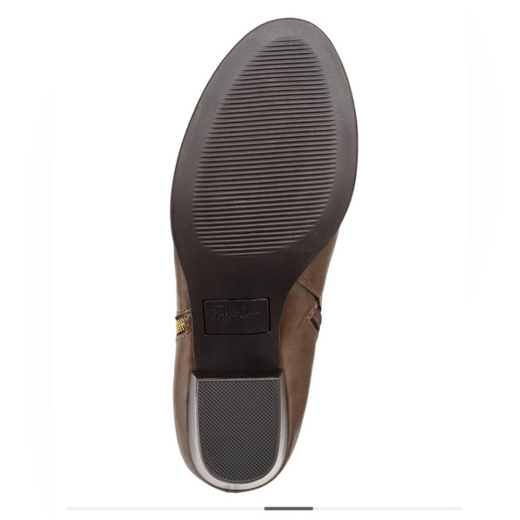 Masrinaa Ankle Booties, - Picture 5 of 9